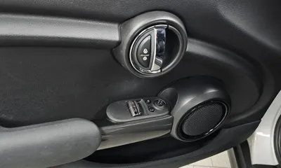 MINI Cooper 2018, 74097 км, за 6305.66 USD - фото 14