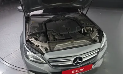 Mercedes-Benz C-Class 2016, 73660 км, за 12372.2 USD - фото 6