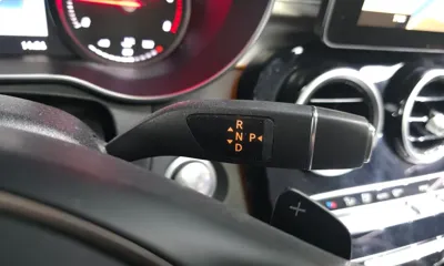 Mercedes-Benz C-Class 2016, 73660 км, за 12372.2 USD - фото 9