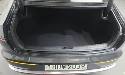 Hyundai Grandeur 2024, 27010 км, за 19364.58 USD - фото 30