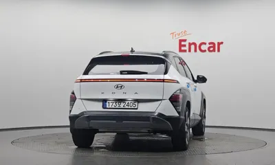 Hyundai Kona 2023, 69918 км, за 15960.92 USD