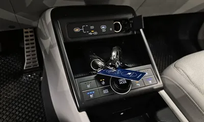Hyundai Kona 2023, 69918 км, за 15960.92 USD - фото 19