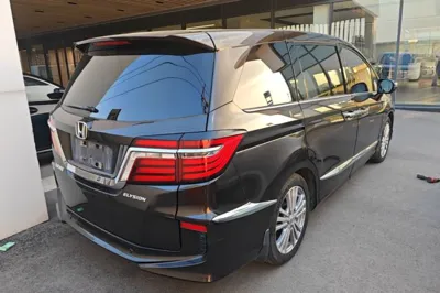 Honda Elysion 2016, 100900 км, за 15765 USD - фото 7