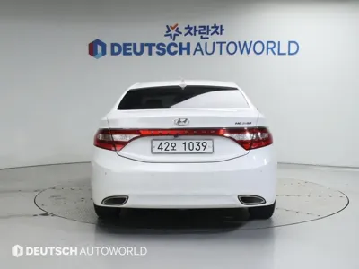 Hyundai Grandeur 2014, 182602 км, за 2893.98 USD
