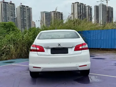 Peugeot 408 2016, 150000 км, за 3207.71 USD