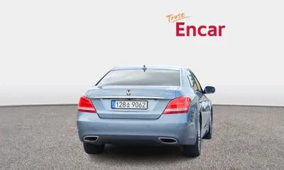 Hyundai Equus 2015, 179523 км, за 5583.29 USD