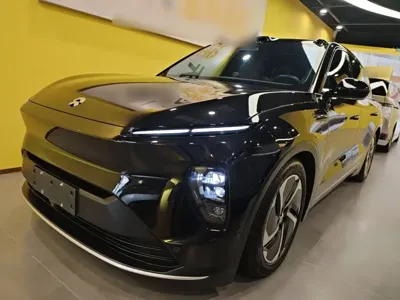 Nio ES8 2024, 24600 км, за 30399.65 USD