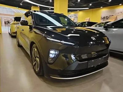 Nio ES8 2024, 24600 км, за 30399.65 USD