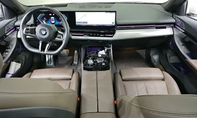 BMW 5-Series 2024, 25434 км, за 38744.53 USD - фото 7