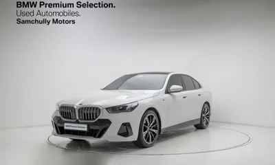 BMW 5-Series · 2024 год