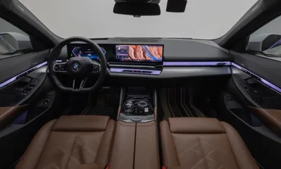 BMW 5-Series 2024, 24100 км, за 42995.93 USD - фото 6