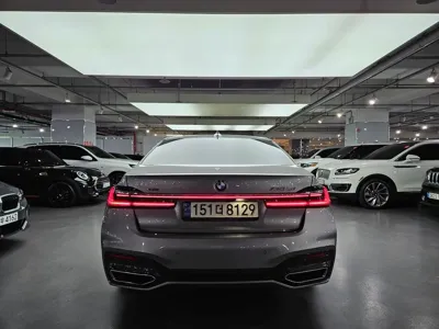BMW 7-Series 2021, 163000 км, за 27322.43 USD