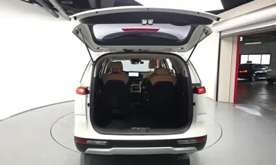 Kia Canival 2023, 66834 км, за 14651.29 USD - фото 20