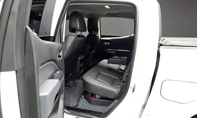 ChevroletGMDaewoo Colorado 2021, 34270 км, за 15857.28 USD - фото 12
