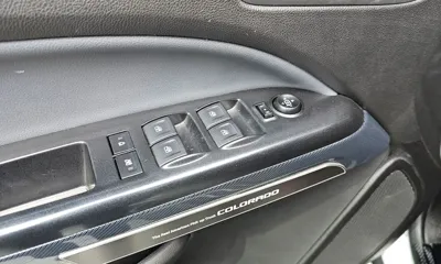 ChevroletGMDaewoo Colorado 2021, 34270 км, за 15857.28 USD - фото 17