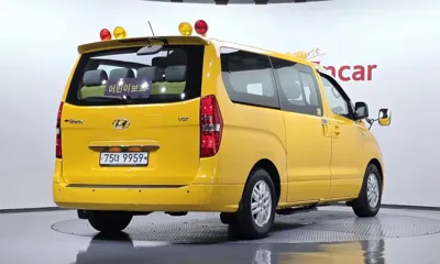 Hyundai Starex 2017, 139253 км, за 5842.2 USD