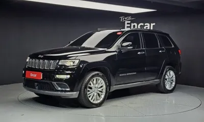 Jeep Cherokee · 2017 год