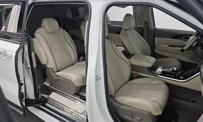 Kia Canival 2023, 59855 км, за 26587.78 USD - фото 11