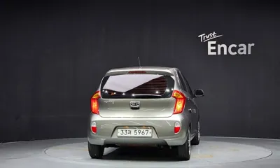 Kia Morning 2012, 109021 км, за 2363.14 USD