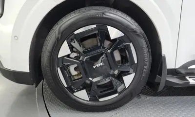Kia Canival 2025, 27366 км, за 26132.73 USD