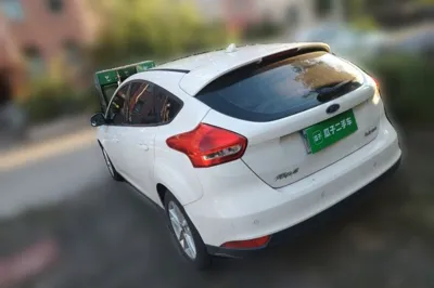 Ford Focus 2015, 55800 км, за 4129 USD