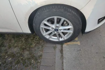 Ford Focus 2015, 55800 км, за 4129 USD - фото 8