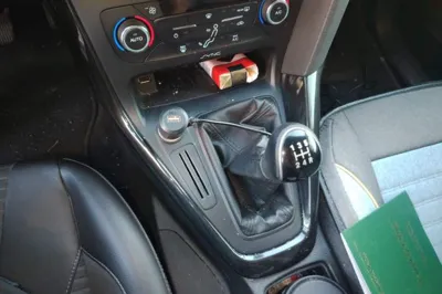 Ford Focus 2015, 55800 км, за 4129 USD - фото 14
