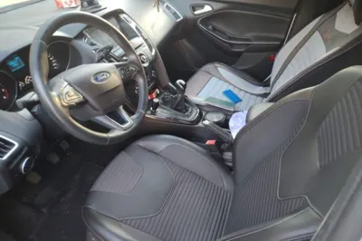 Ford Focus 2015, 55800 км, за 4129 USD - фото 15
