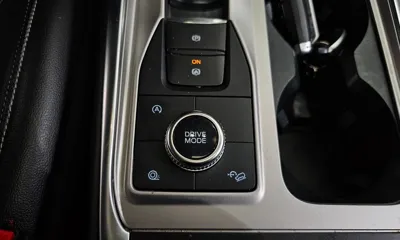 Ford Explorer 2022, 69264 км, за 21793.36 USD - фото 29