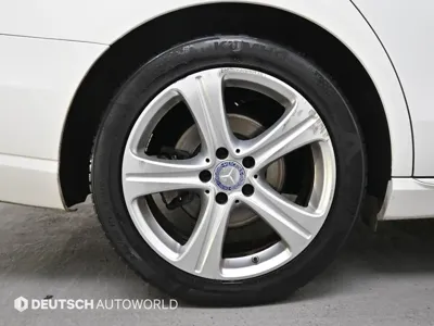 Mercedes-Benz E-Class 2017, 165800 км, за 9706.85 USD