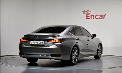 Lexus ES 2019, 87519 км, за 21333.86 USD
