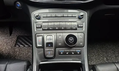 Hyundai Santafe 2022, 22250 км, за 20036.45 USD - фото 9
