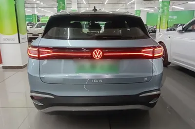 Volkswagen ID.4 X 2025, 17500 км, за 17591 USD