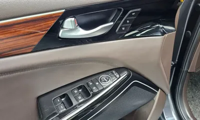 Kia K7 2016, 106643 км, за 7745.83 USD - фото 17