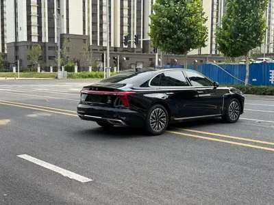Hongqi Hongqi H5 2024, 29000 км, за 14018.12 USD - фото 9