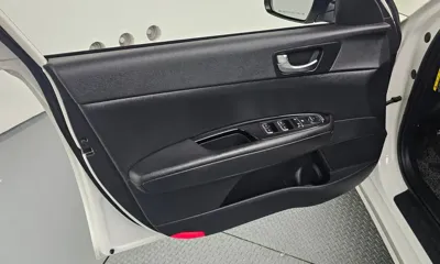 Kia K5 2017, 121651 км, за 6761.19 USD - фото 24