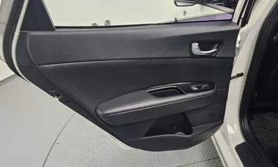 Kia K5 2017, 121651 км, за 6761.19 USD - фото 25