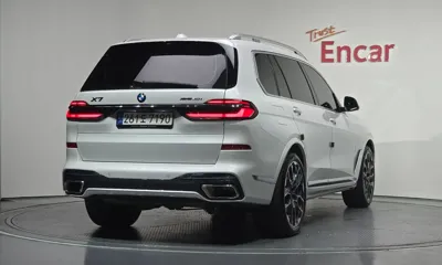 BMW X7 2024, 34281 км, за 74110.54 USD