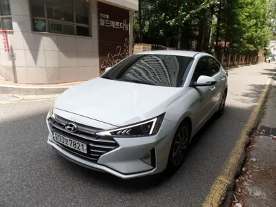 Hyundai Avante · 2020 год
