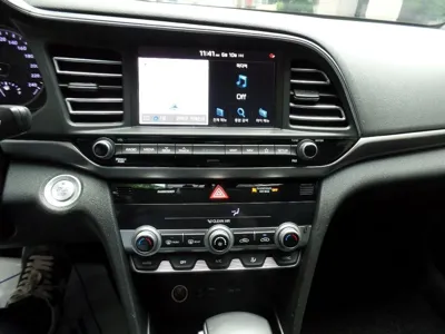 Hyundai Avante 2020, 76679 км, за 8730.47 USD - фото 6