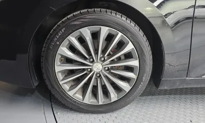 Hyundai Grandeur 2014, 166558 км, за 3282.13 USD