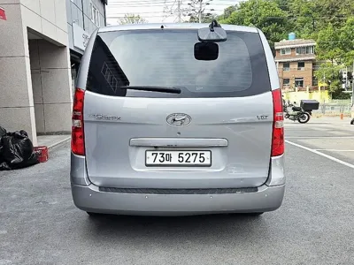 Hyundai Starex 2015, 117061 км, за 6370.67 USD