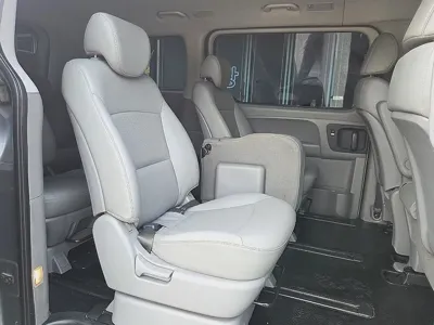 Hyundai Starex 2015, 117061 км, за 6370.67 USD - фото 9
