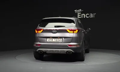 Kia Sportage 2018, 133001 км, за 8001.57 USD