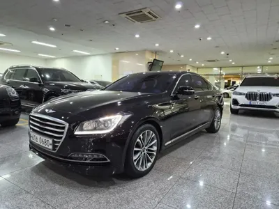 Hyundai Genesis 2016, 141643 км, за 5990.75 USD