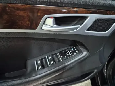 Hyundai Genesis 2016, 141643 км, за 5984.91 USD - фото 16