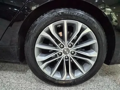 Hyundai Genesis 2016, 141643 км, за 5984.91 USD - фото 18