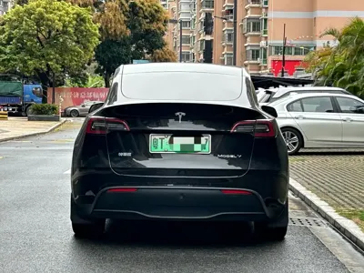 Tesla Model Y 2021, 95000 км, за 18953.09 USD