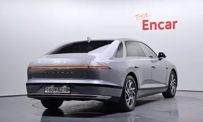 Hyundai Grandeur 2023, 102024 км, за 14469.77 USD