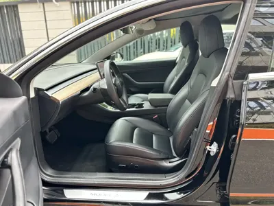 Tesla Model 3 2020, 50000 км, за 8176.99 USD